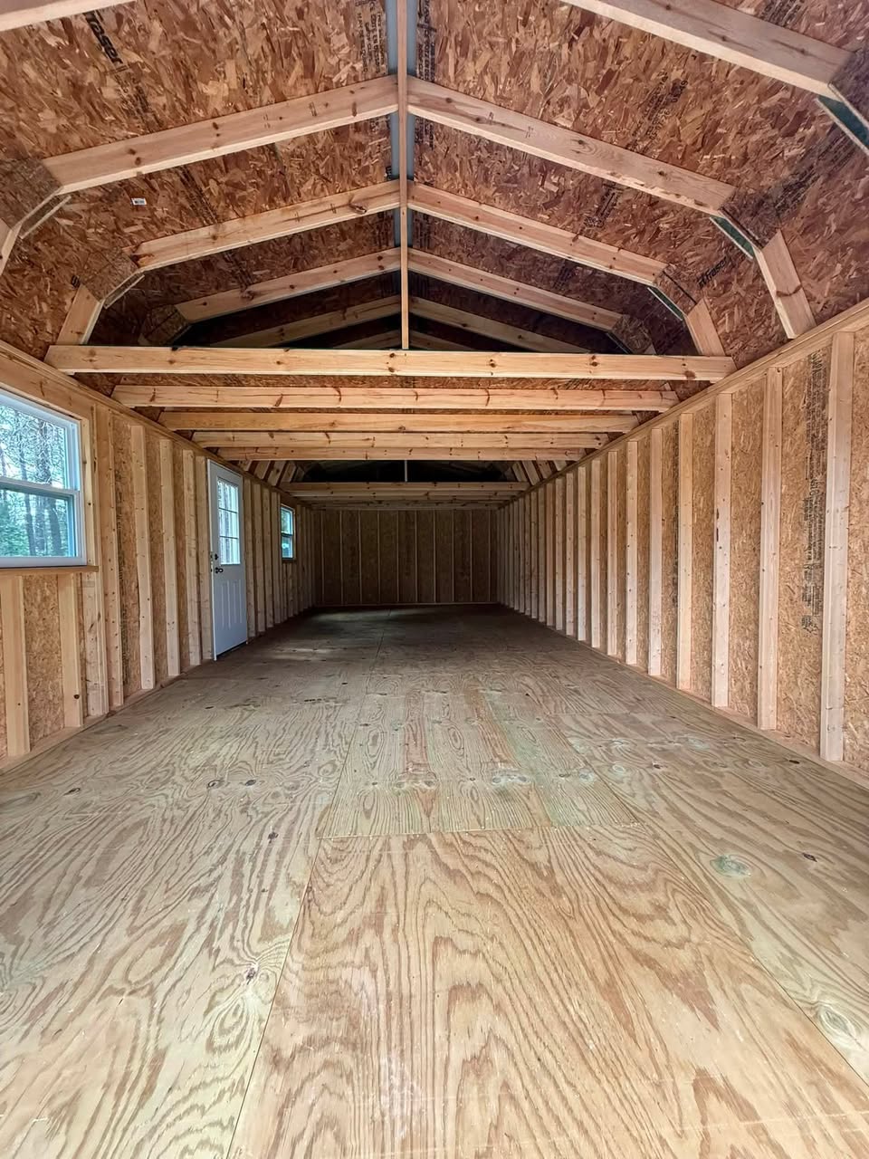 14x32 dutch barn shed, interior